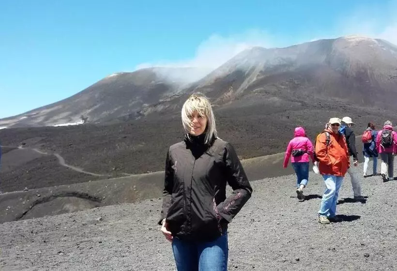 ベッドアンドブレックファースト Etna En Vie