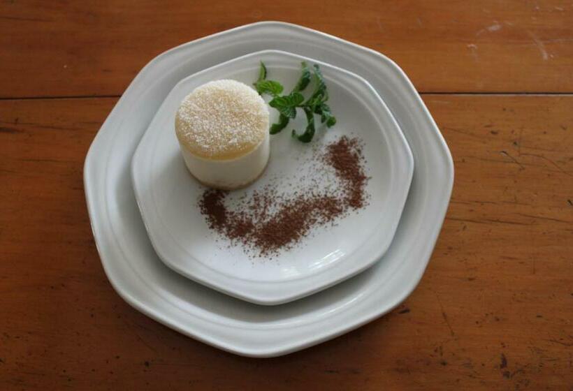 مبيت وإفطار Karoo Lodge