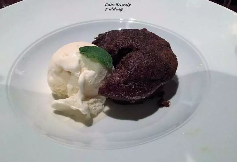 Aamiaismajoitus (B&B) Karoo Lodge