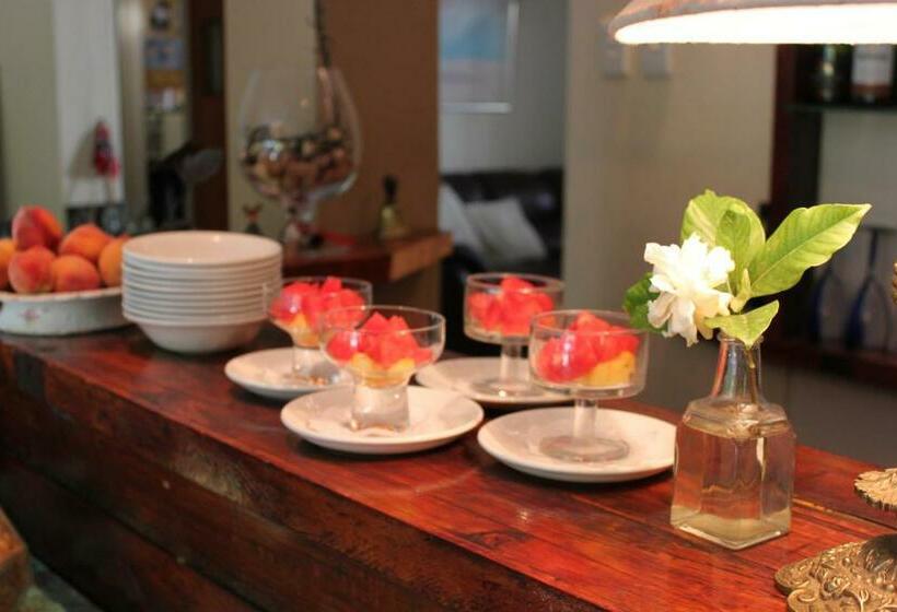 مبيت وإفطار Karoo Lodge