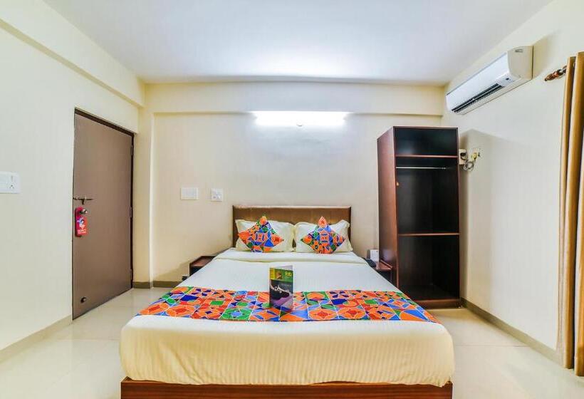 Fabhotel K7 Trends With Pool, Baga Beach   Nr Baga Beach