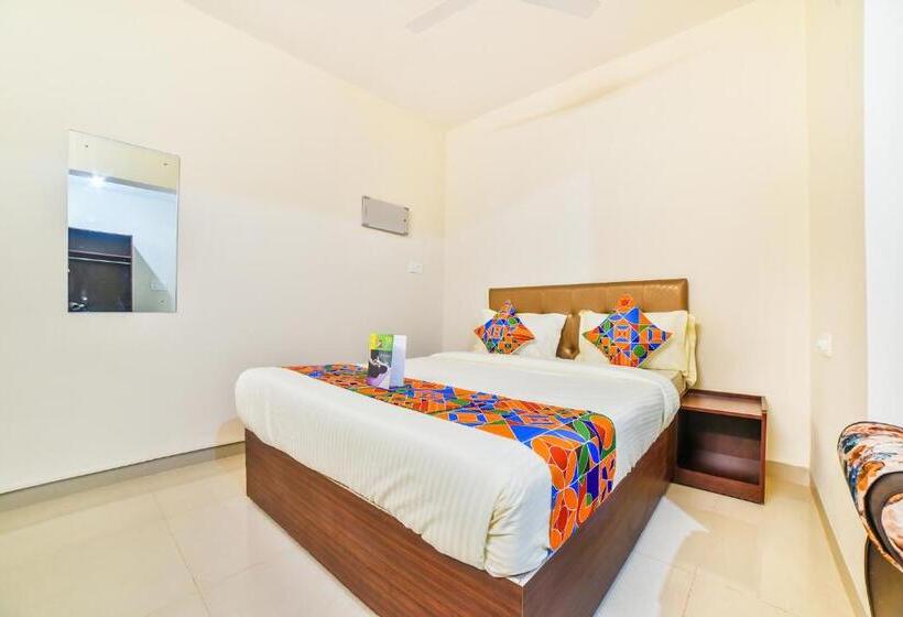 Fabhotel K7 Trends With Pool, Baga Beach   Nr Baga Beach