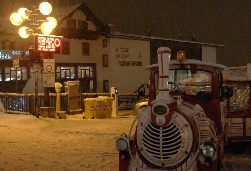 ホテル Albergo Centrale