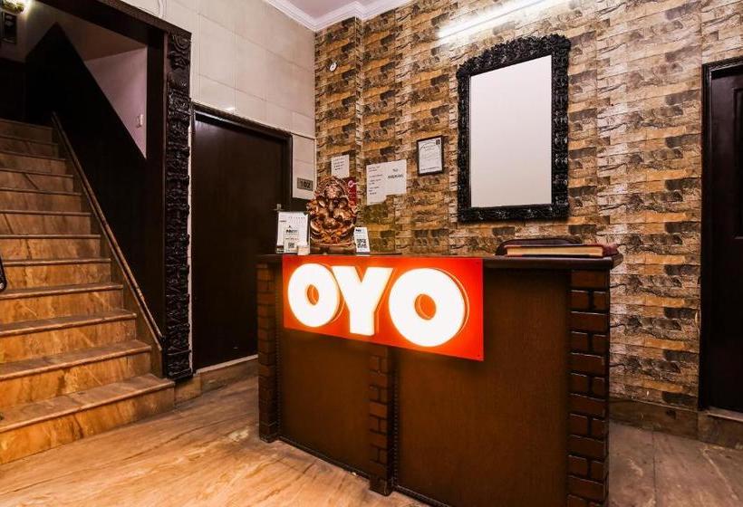 Hotel Oyo 18598 Satya Palace