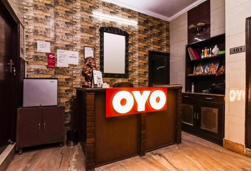 Hotel Oyo 18598 Satya Palace