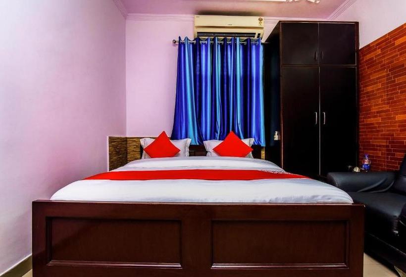 Hotel Oyo 18598 Satya Palace
