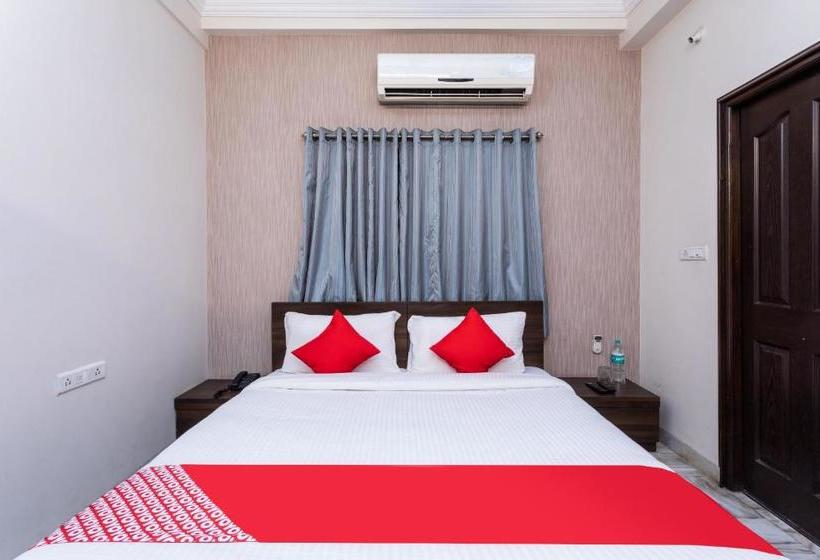 ホテル Oyo 28226 Soumya Inn