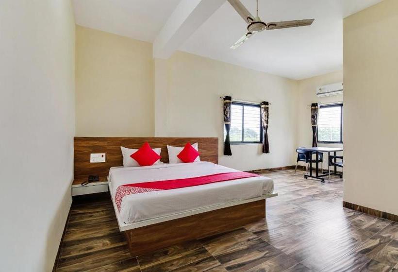 酒店 Oyo 44210  Royal Palace