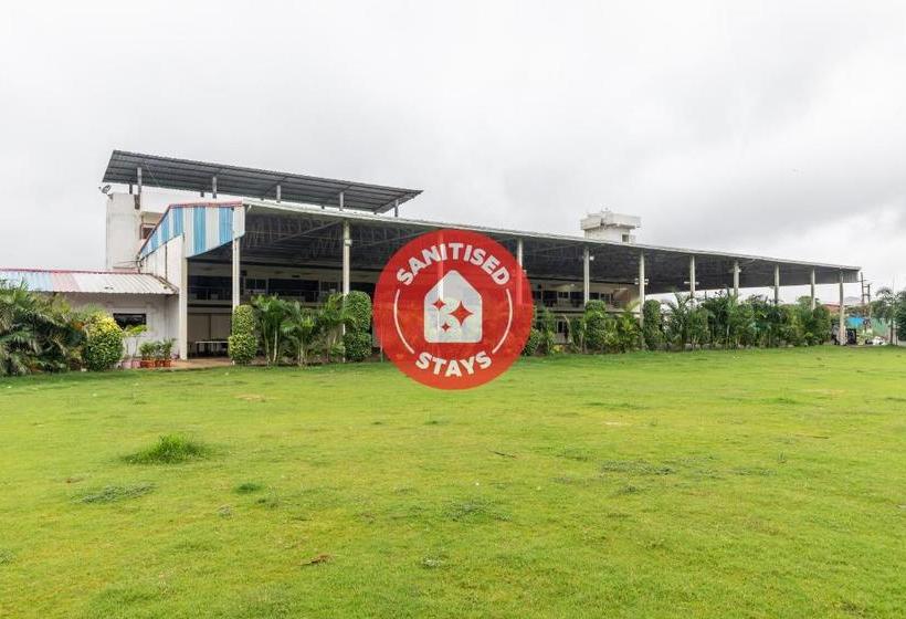 فندق Oyo 46618 Shri Ganga Marriage Garden