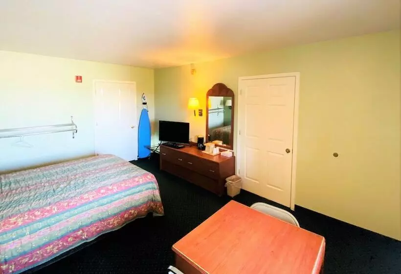 Hotelli Pine Point Inn & Suites