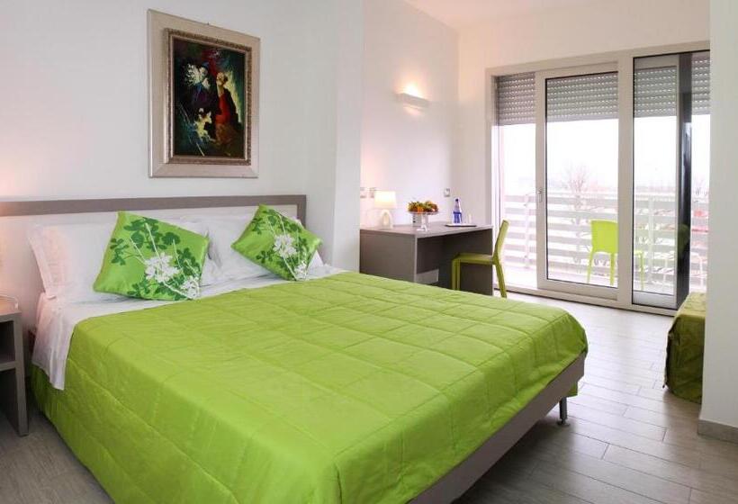 בית מלון כפרי Stella Del Benaco