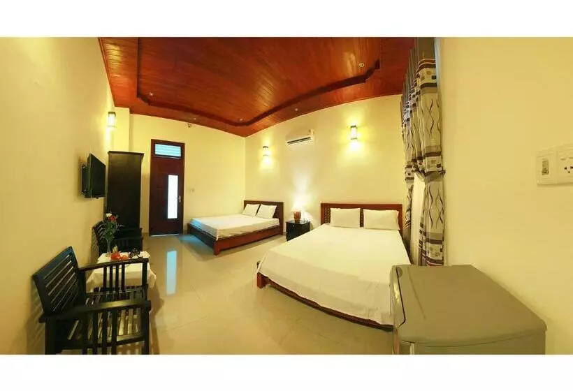 هتل Sunrise Homestay