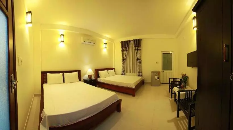 هتل Sunrise Homestay