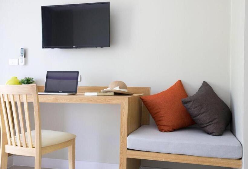 هتل The Royal P Phuket Sha Plus