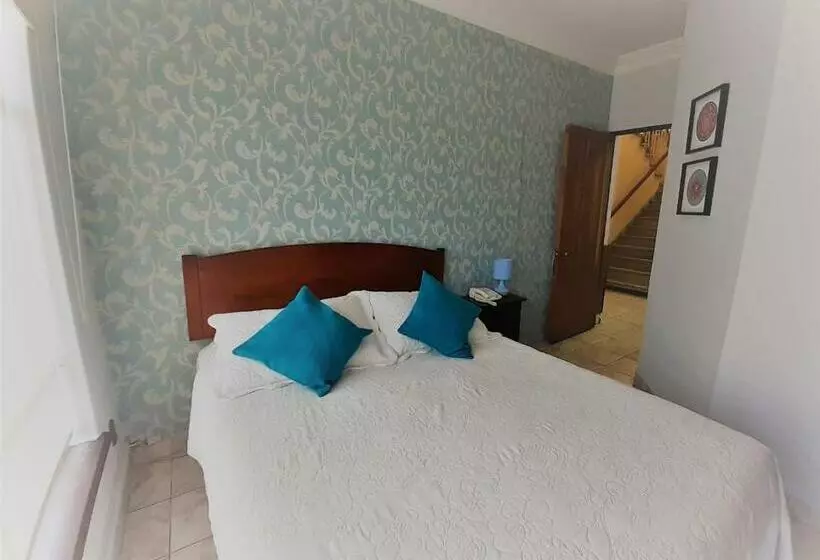 Hotelli Vista Hermosa 17