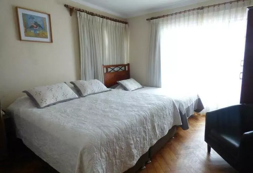 Hotelli Vista Hermosa 17