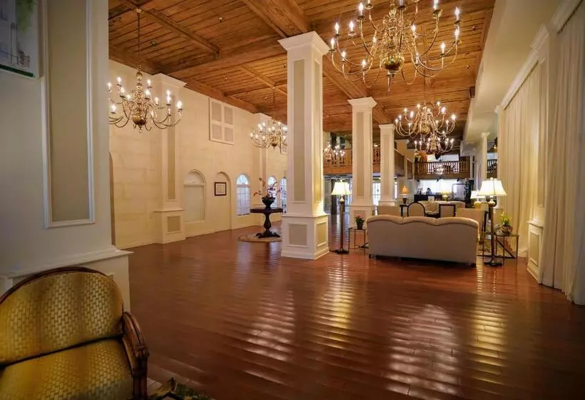 Palm Beach Historic Hotel Petite Retreat 2 Blocks To Beach!!