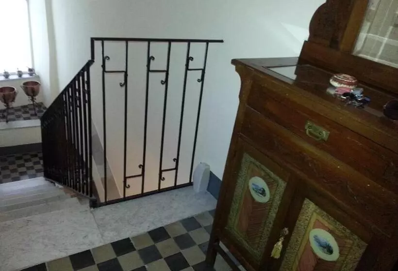 پانسیون Altevolte Rooms