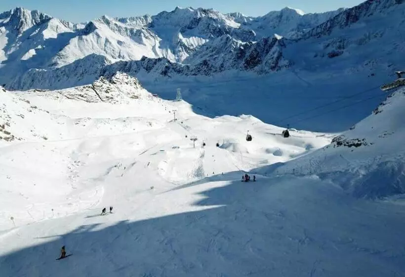 ペンション Haus Gfall