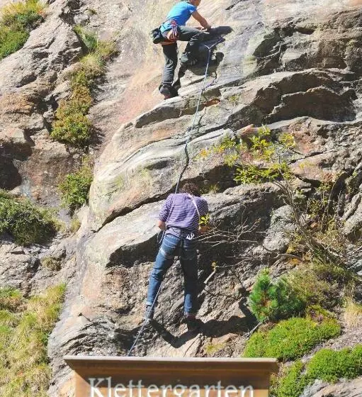 ペンション Haus Gfall