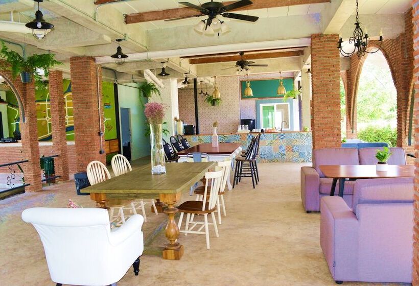 بنسيون Home Ayutthaya