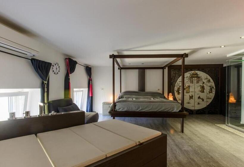 پانسیون Luxury Suite San Carlo