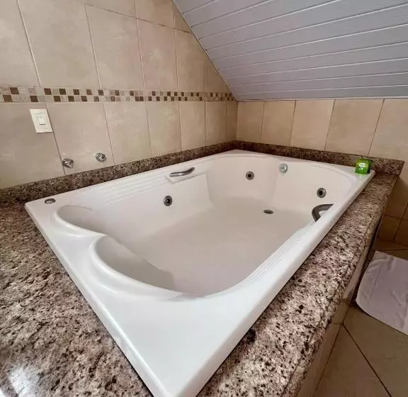 Majatalo Pousada Finlândia