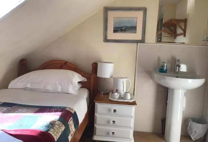 Majatalo The Royal Crown Guest House