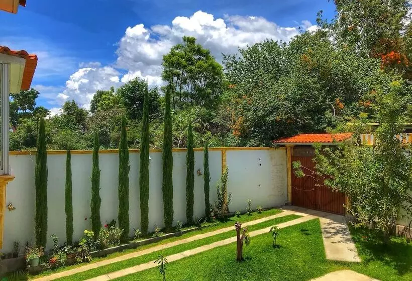 Majatalo Casa De Huéspedes Elim