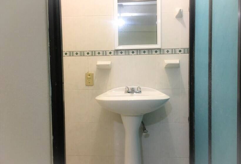 פנסיון Casa De Huéspedes Elim