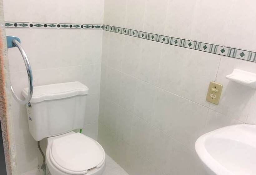 פנסיון Casa De Huéspedes Elim