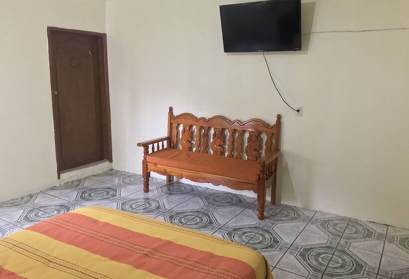 פנסיון Casa De Huéspedes Elim