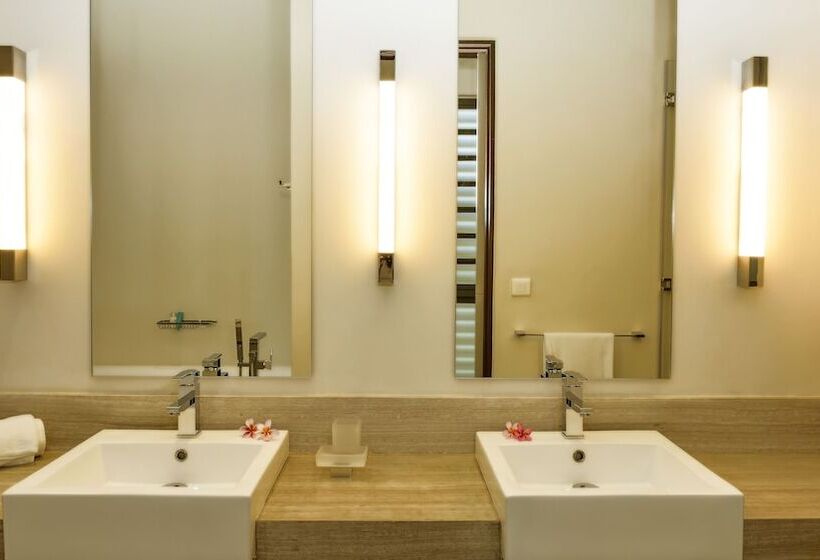 Esplanade By Horizon Holidays