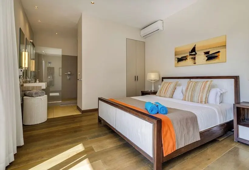 Esplanade By Horizon Holidays
