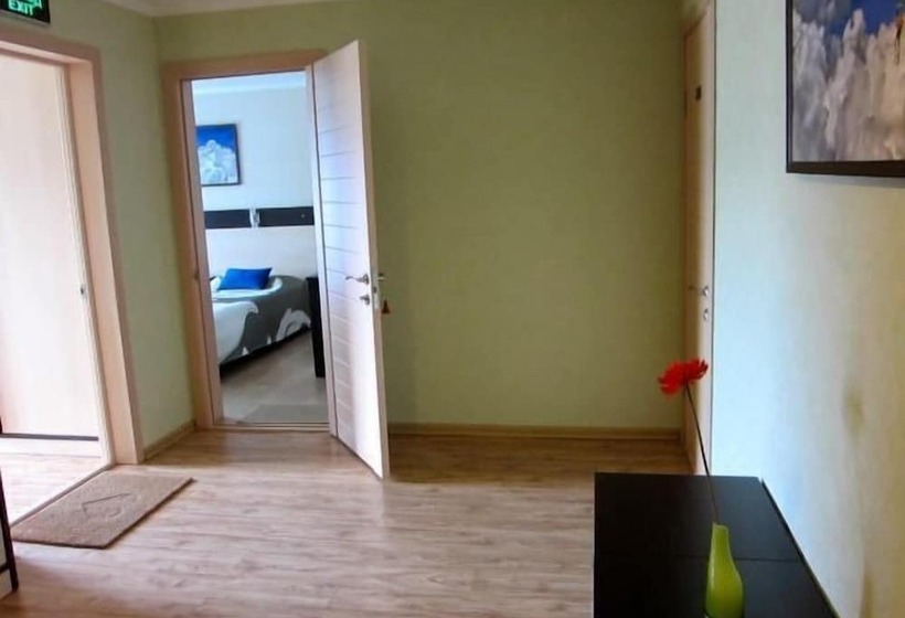 בית מלון כפרי Aerograd