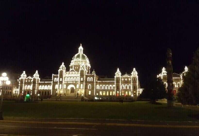 ホテル Hov B&b House  Hospitality Ocean View Victoria