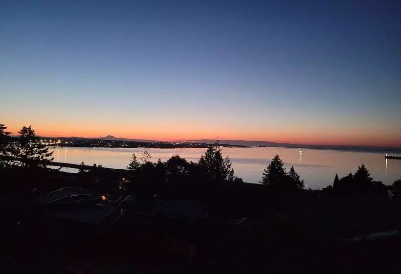 Hotelli Hov B&b House  Hospitality Ocean View Victoria