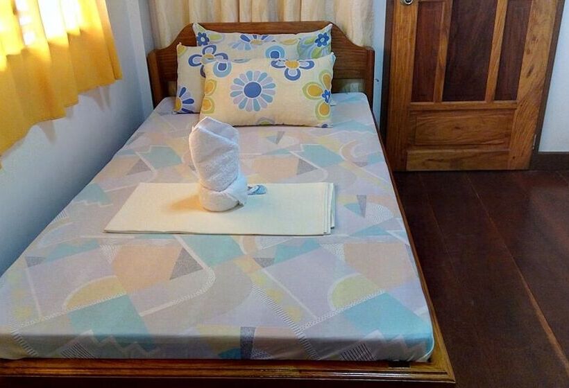 Hotel Peria Seafront Pensione