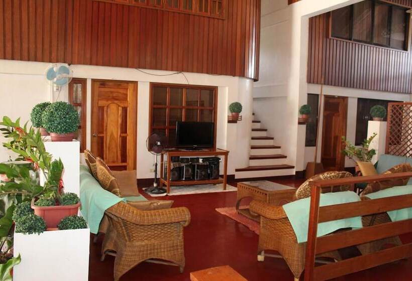 Hotel Peria Seafront Pensione