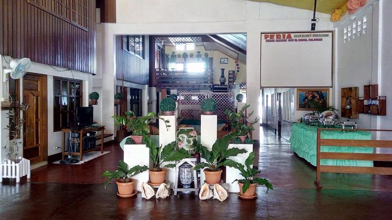 Hotel Peria Seafront Pensione