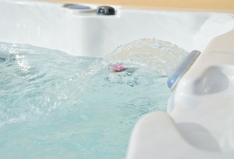 هتل Tante Arlette