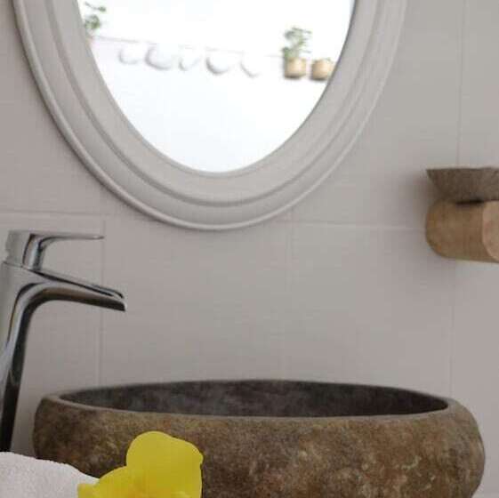 هتل Tante Arlette