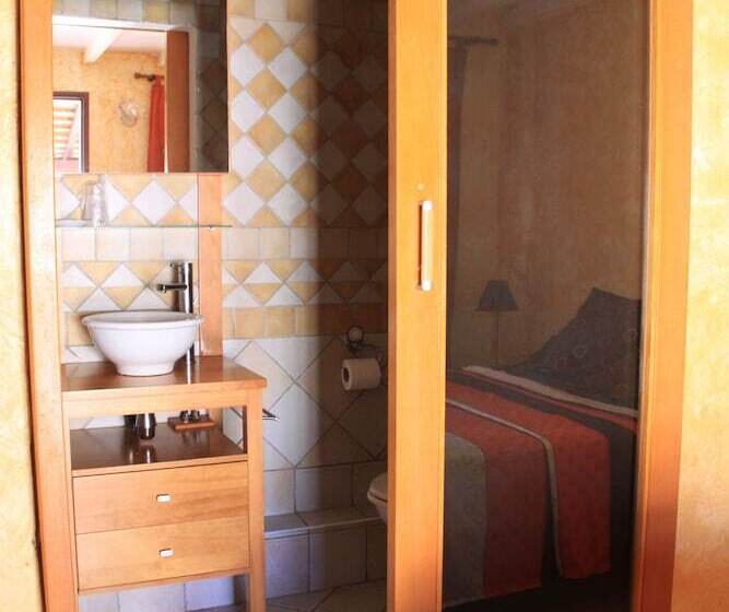 هتل Tante Arlette