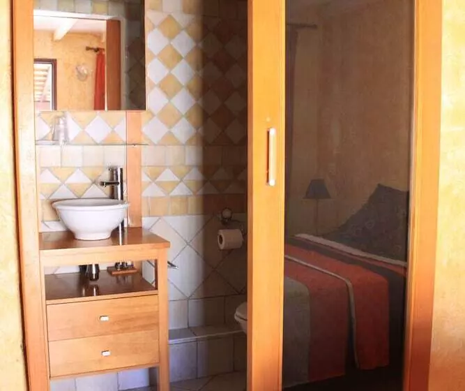 هتل Tante Arlette