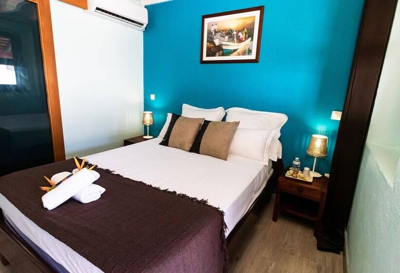 هتل Tante Arlette