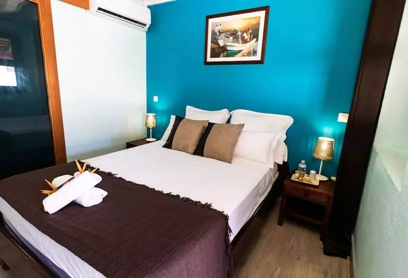 هتل Tante Arlette