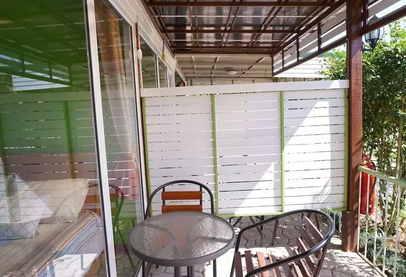 هتل Thong Hug House Resort