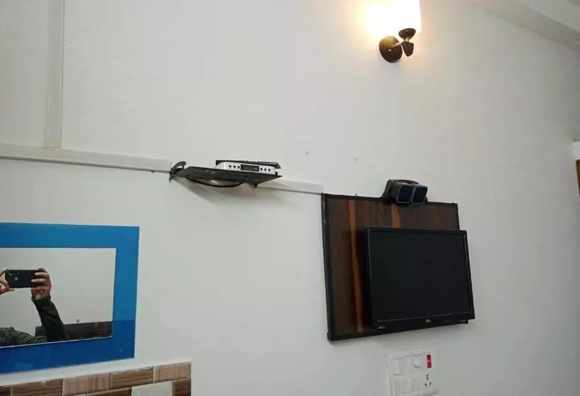 ホテル Chinta Haran Rest House