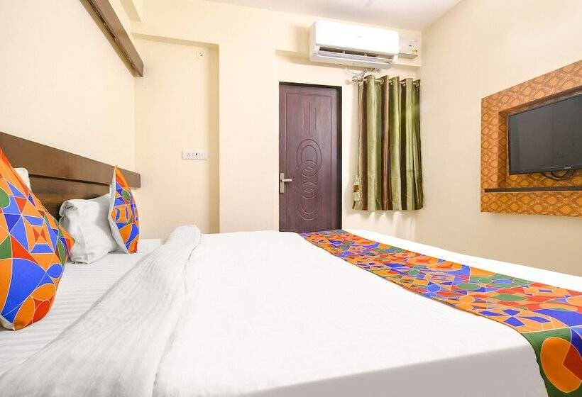 בית מלון כפרי Fabexpress Golden Villa