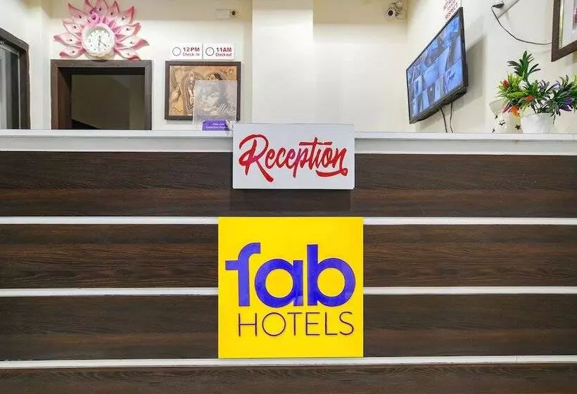 هتل Fabexpress Golden Villa